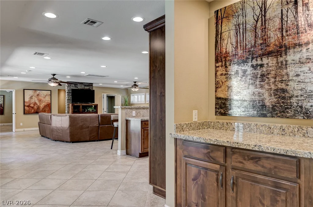 2701 Alta, Las Vegas, NV 89107