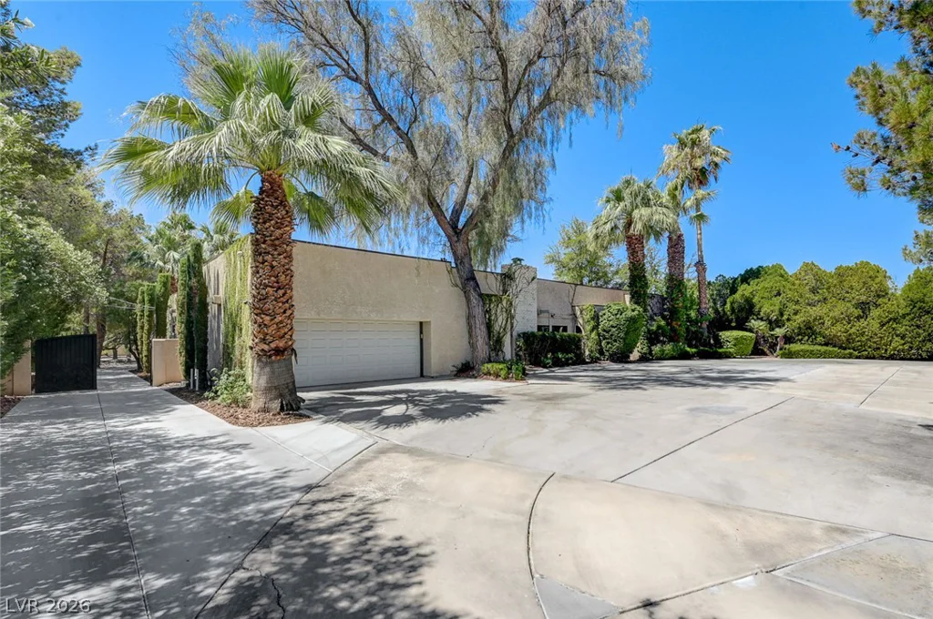 2701 Alta, Las Vegas, NV 89107