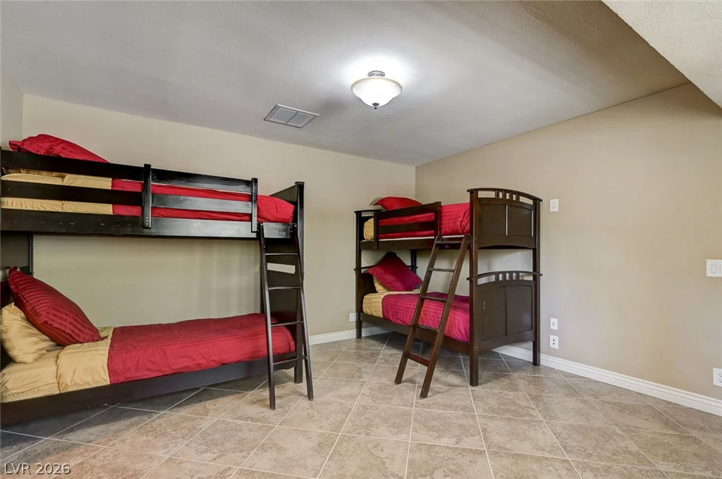 2701 Alta, Las Vegas, NV 89107