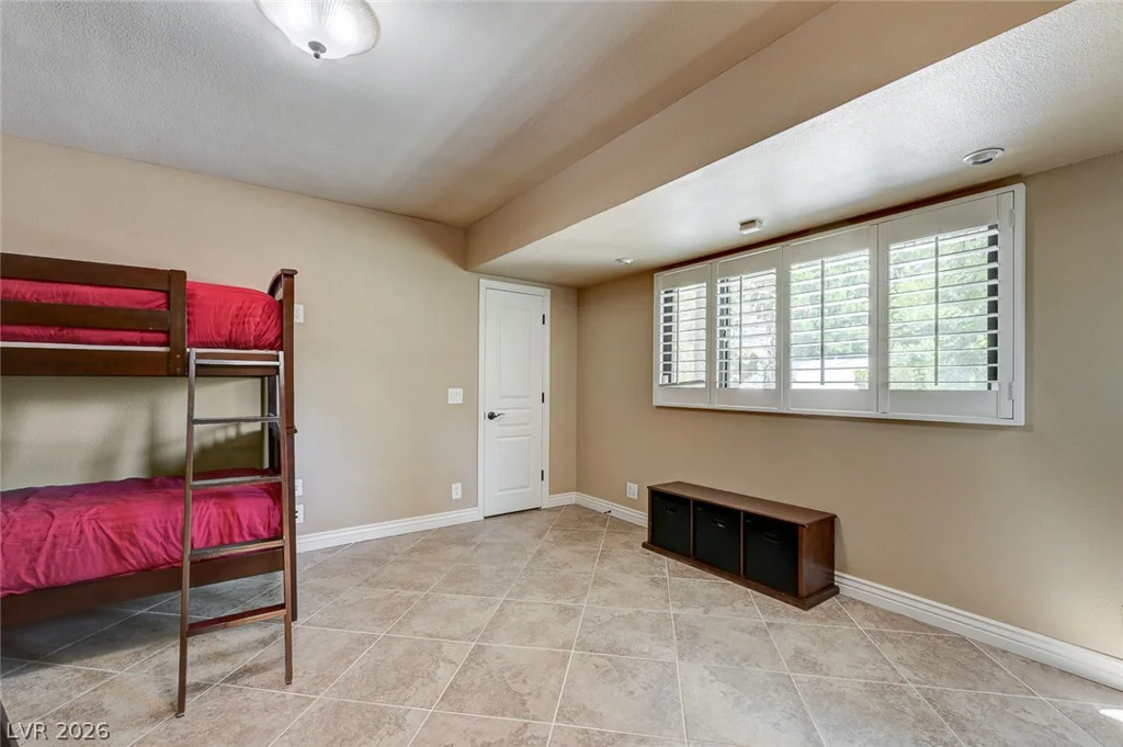 2701 Alta, Las Vegas, NV 89107