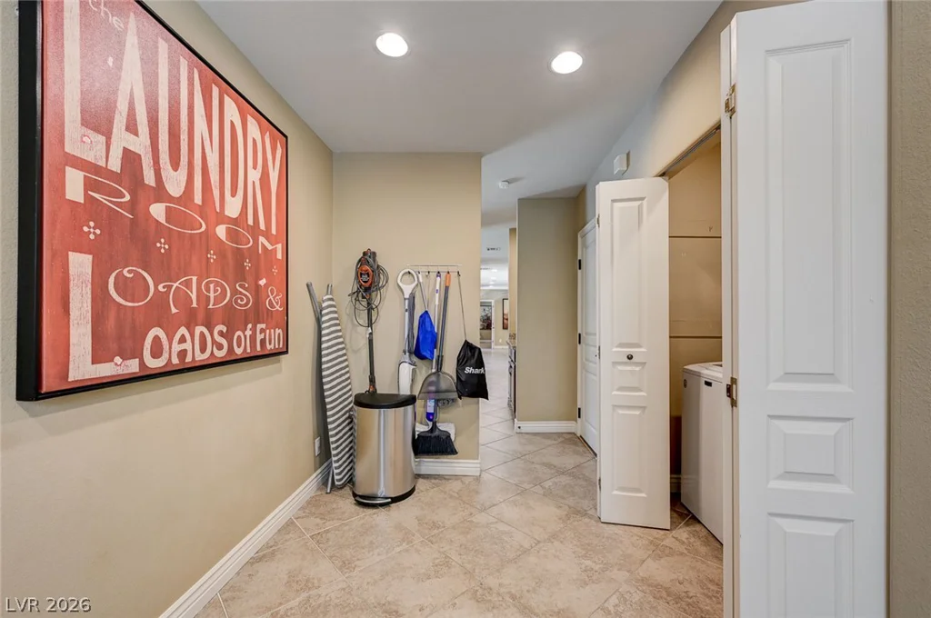 2701 Alta, Las Vegas, NV 89107