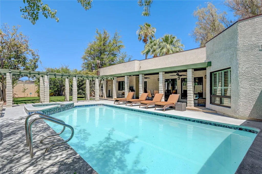 2701 Alta, Las Vegas, NV 89107