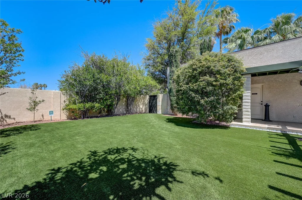 2701 Alta, Las Vegas, NV 89107