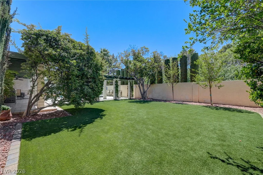 2701 Alta, Las Vegas, NV 89107