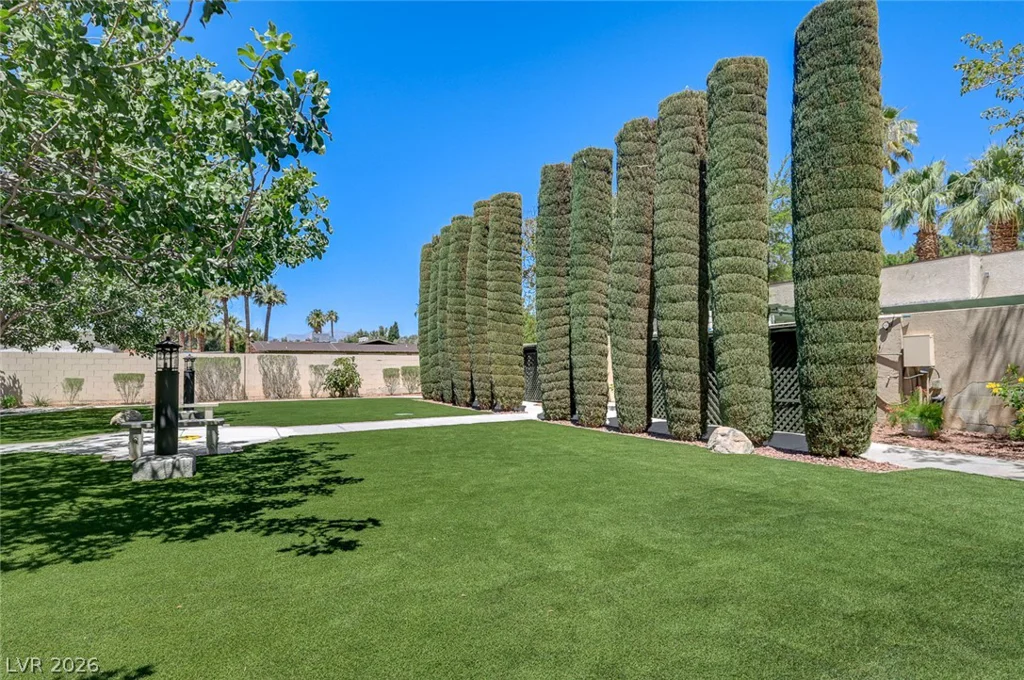 2701 Alta, Las Vegas, NV 89107