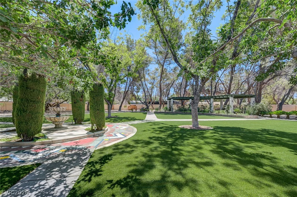2701 Alta, Las Vegas, NV 89107