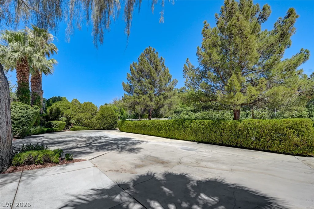 2701 Alta, Las Vegas, NV 89107