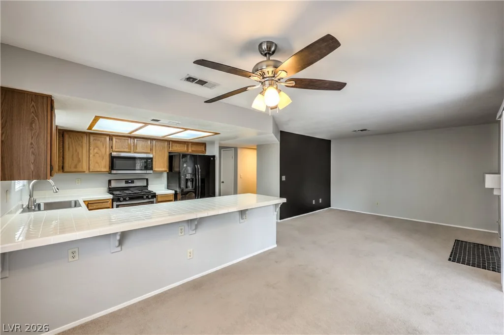 9413 Valencia Canyon, Las Vegas, NV 89117