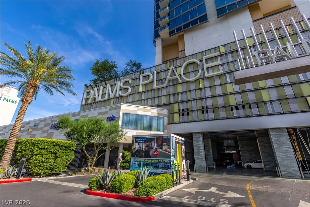 4381 FLAMINGO, Las Vegas, NV 89103
