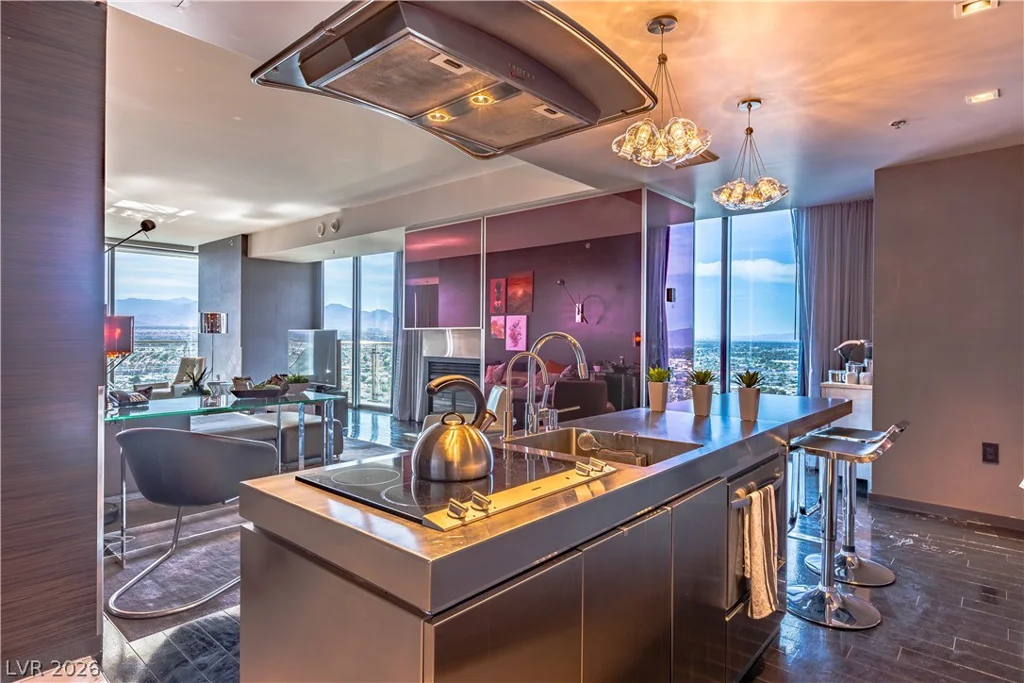 4381 FLAMINGO, Las Vegas, NV 89103