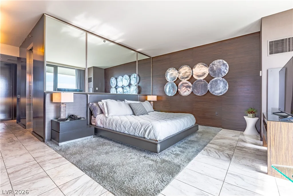 4381 FLAMINGO, Las Vegas, NV 89103