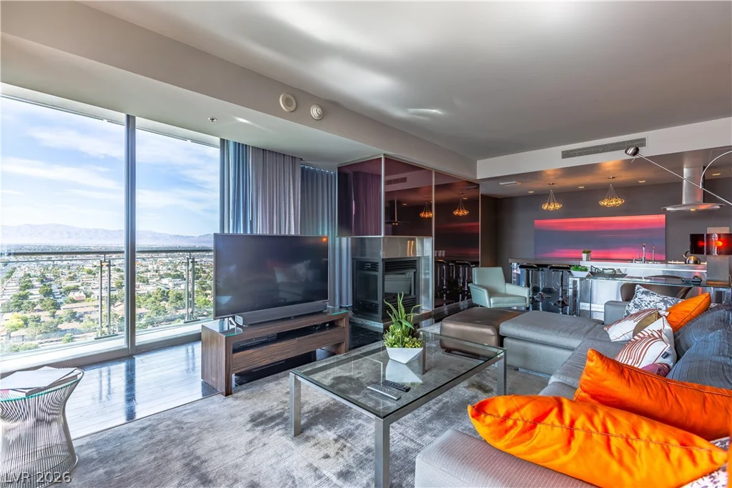 4381 FLAMINGO, Las Vegas, NV 89103