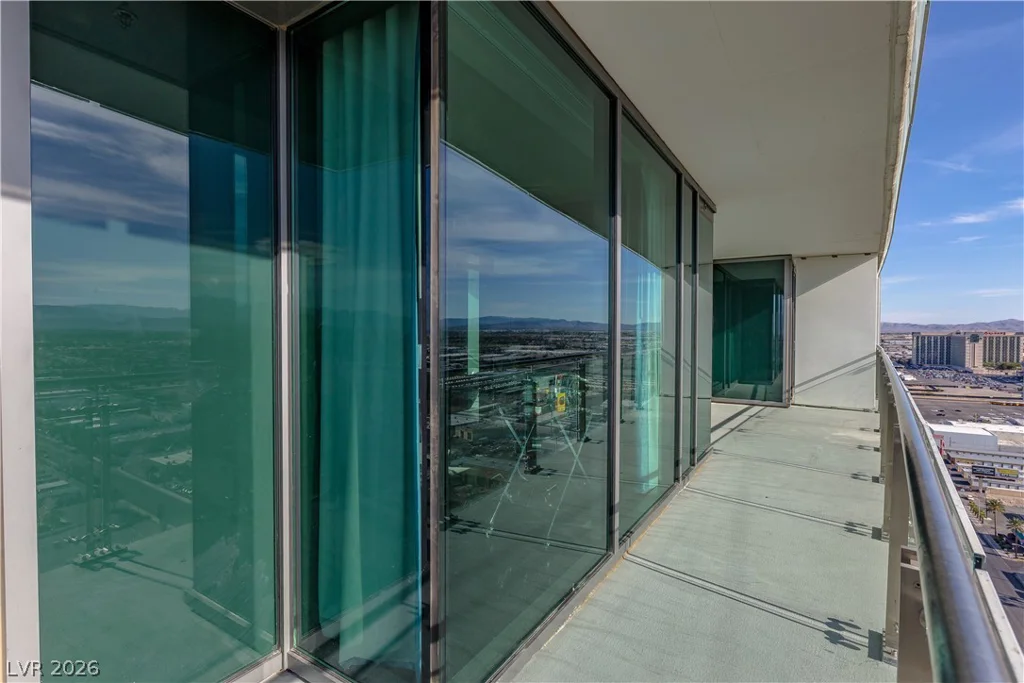 4381 FLAMINGO, Las Vegas, NV 89103