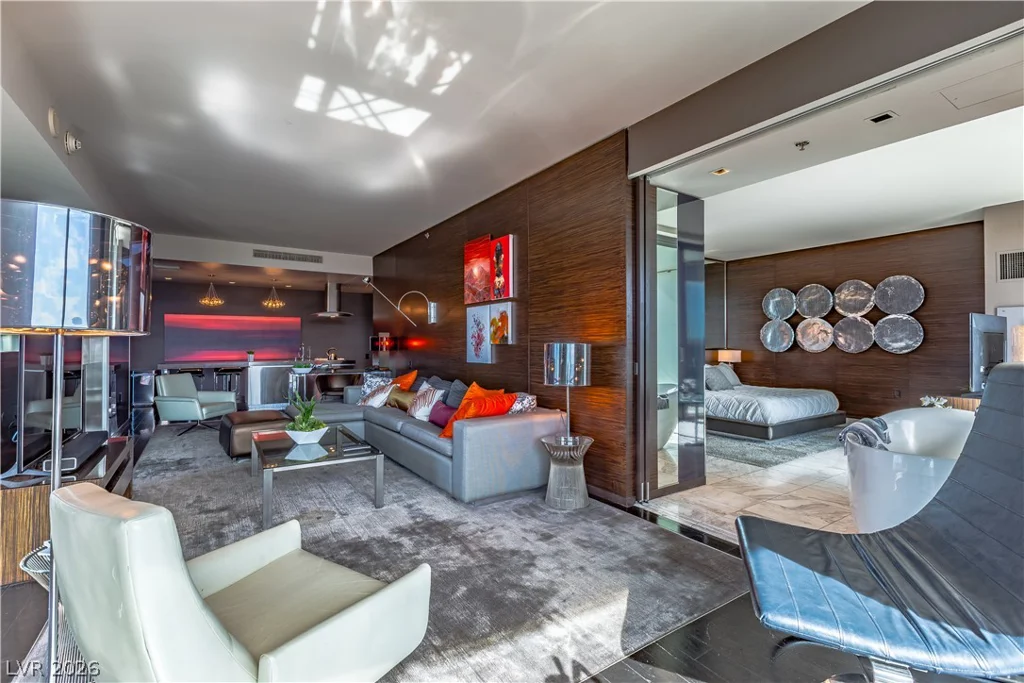 4381 FLAMINGO, Las Vegas, NV 89103