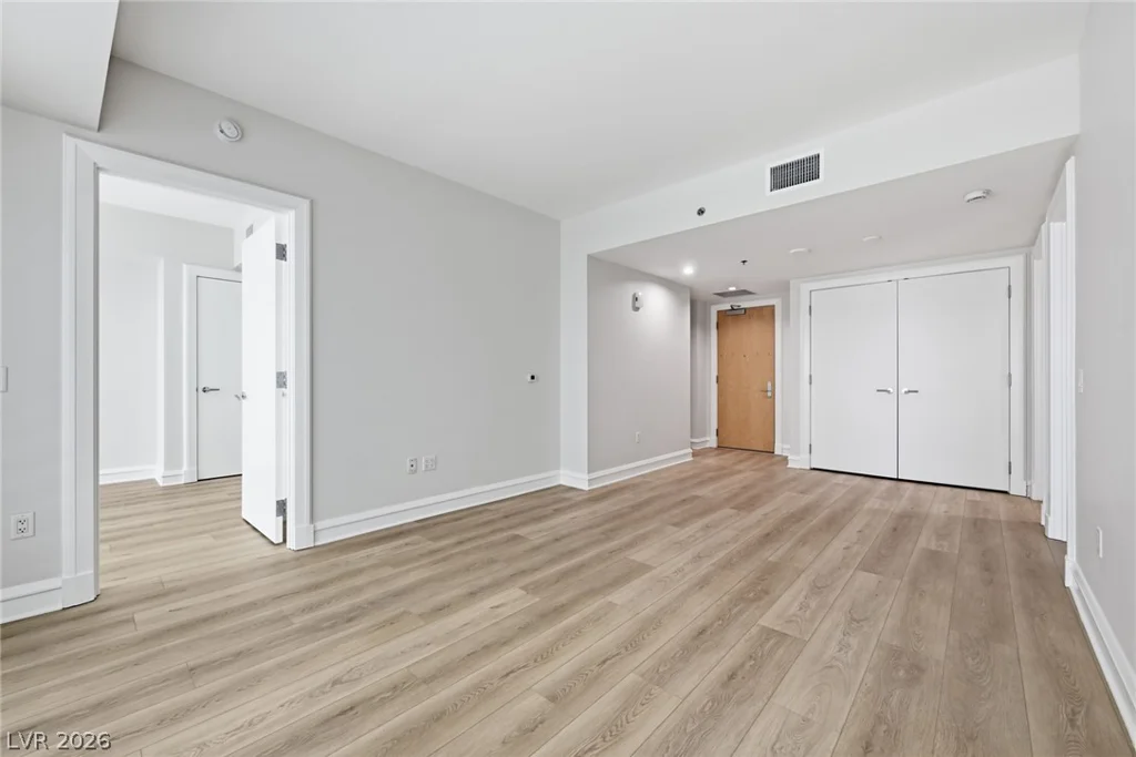 2700 Las Vegas, Las Vegas, NV 89109