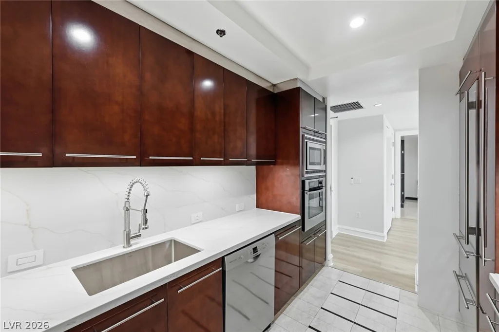 2700 Las Vegas, Las Vegas, NV 89109