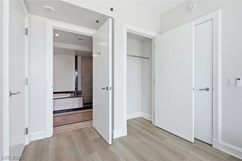 2700 Las Vegas, Las Vegas, NV 89109