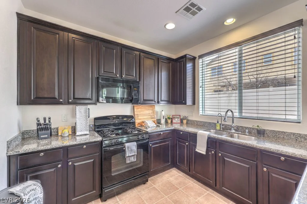 2312 Shaded Field, North Las Vegas, NV 89081