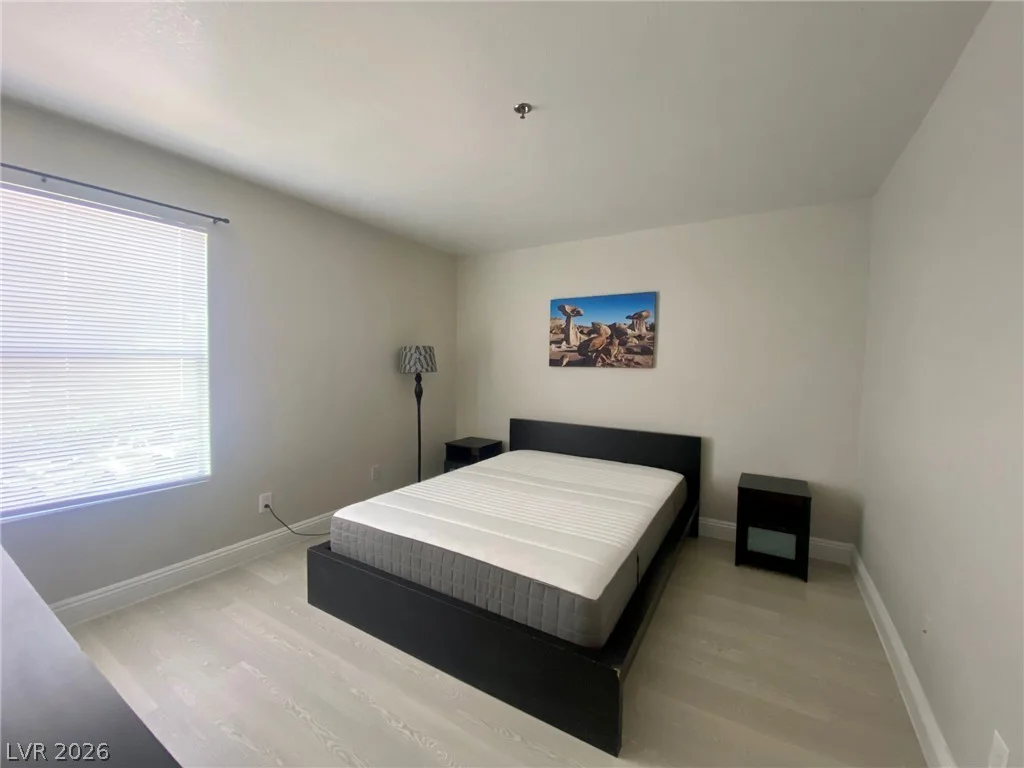 4200 Valley View, Las Vegas, NV 89103