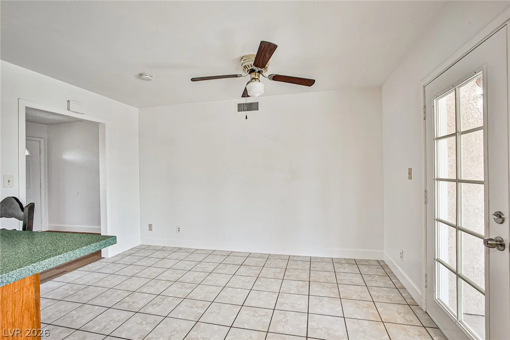 7186 Fenway, Las Vegas, NV 89147