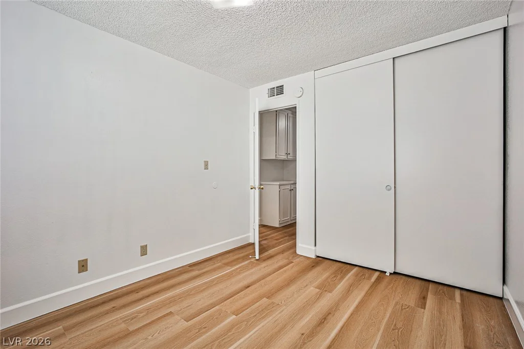 7186 Fenway, Las Vegas, NV 89147