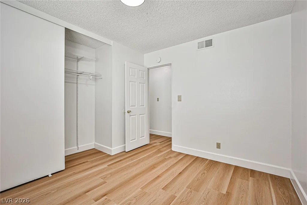 7186 Fenway, Las Vegas, NV 89147