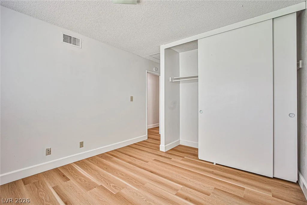 7186 Fenway, Las Vegas, NV 89147