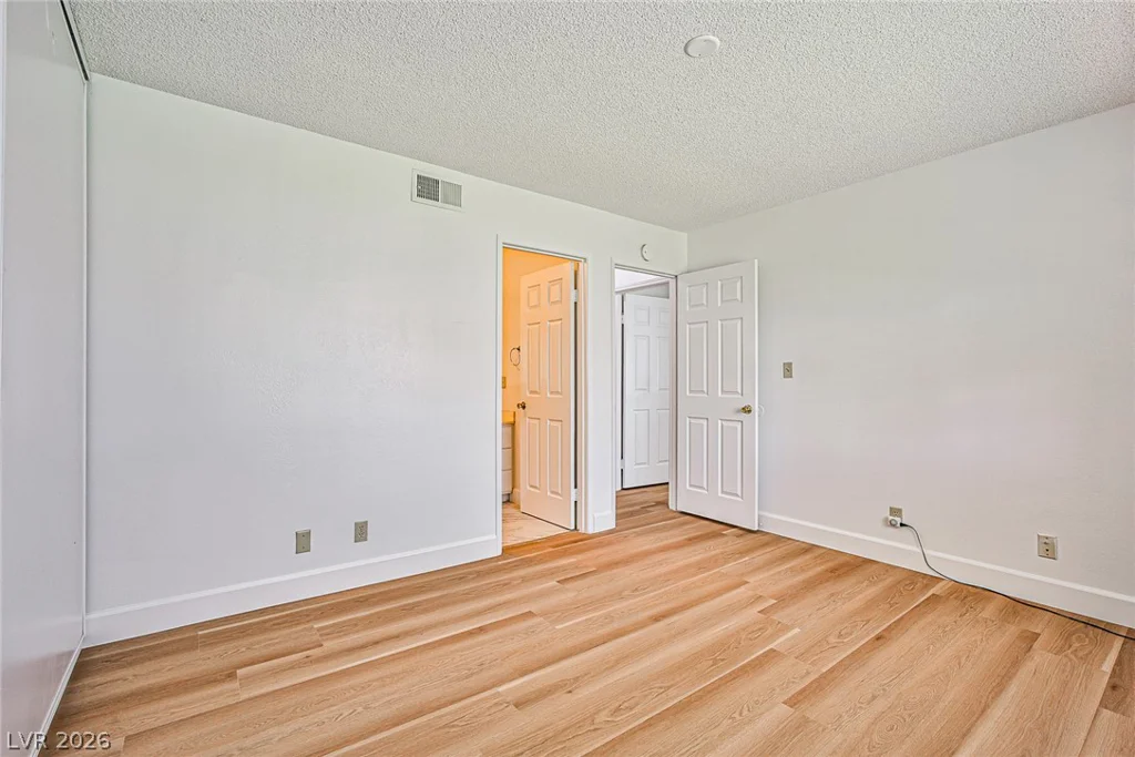 7186 Fenway, Las Vegas, NV 89147
