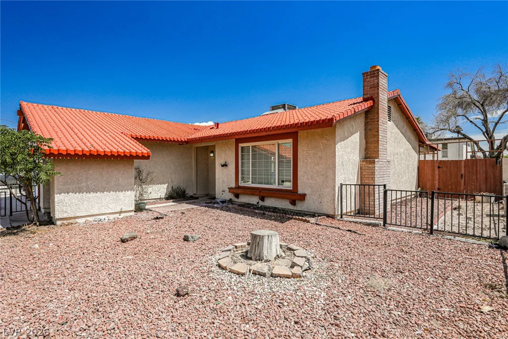 7186 Fenway, Las Vegas, NV 89147