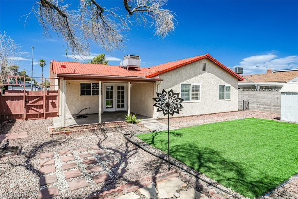 7186 Fenway, Las Vegas, NV 89147
