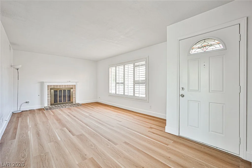 7186 Fenway, Las Vegas, NV 89147