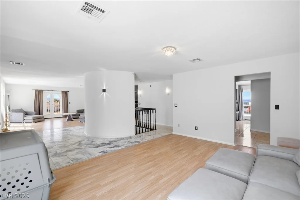 435 Los Feliz, Las Vegas, NV 89110