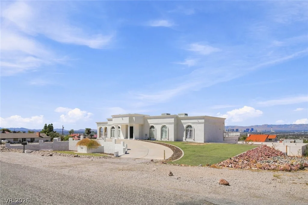 435 Los Feliz, Las Vegas, NV 89110