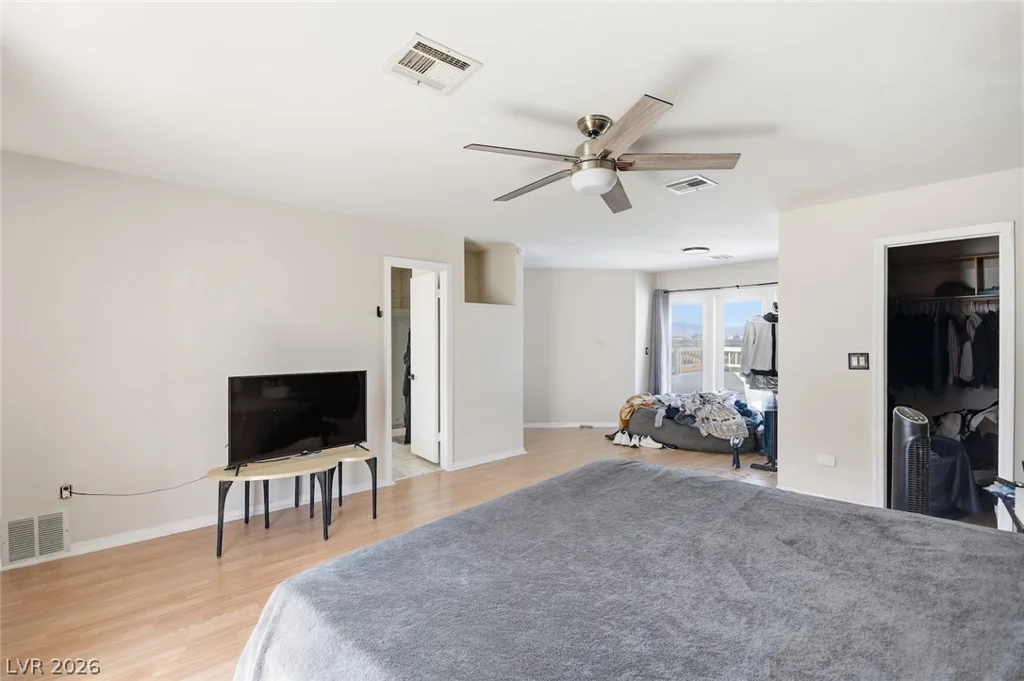 435 Los Feliz, Las Vegas, NV 89110