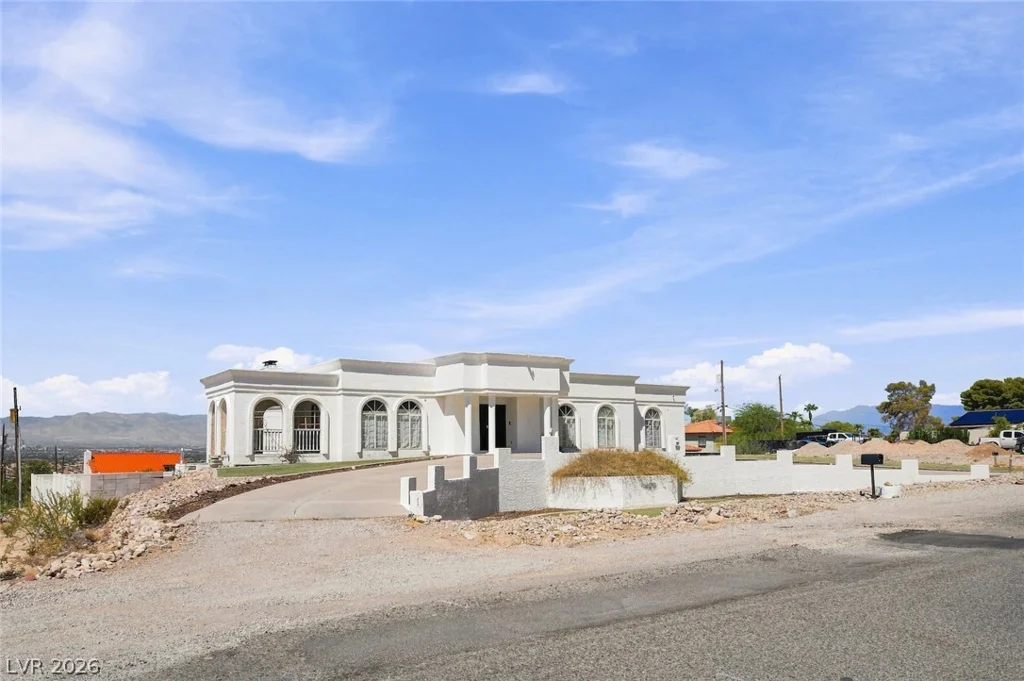 435 Los Feliz, Las Vegas, NV 89110