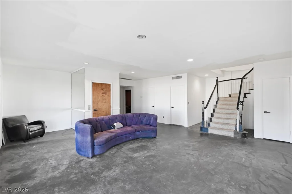 435 Los Feliz, Las Vegas, NV 89110