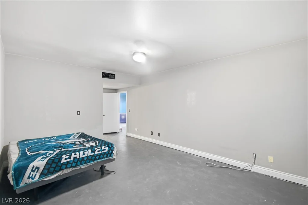 435 Los Feliz, Las Vegas, NV 89110