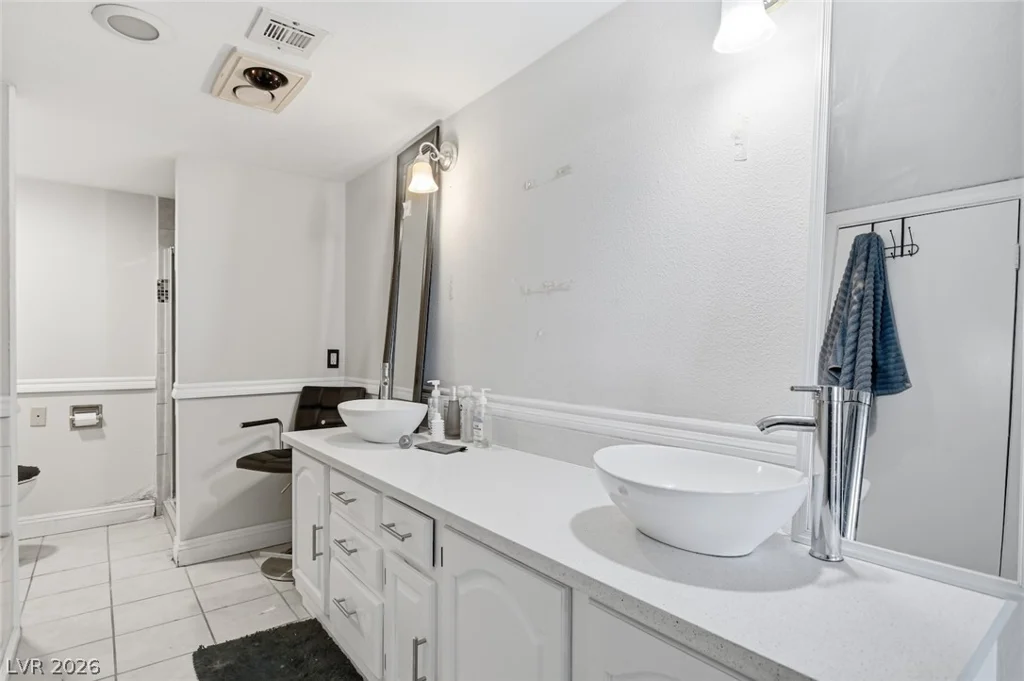 435 Los Feliz, Las Vegas, NV 89110