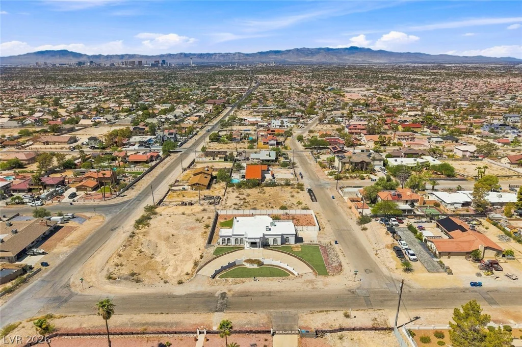 435 Los Feliz, Las Vegas, NV 89110