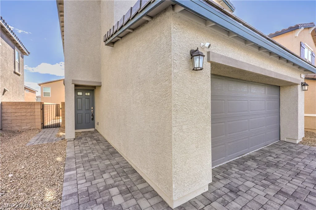 5630 Serene Rock, North Las Vegas, NV 89081