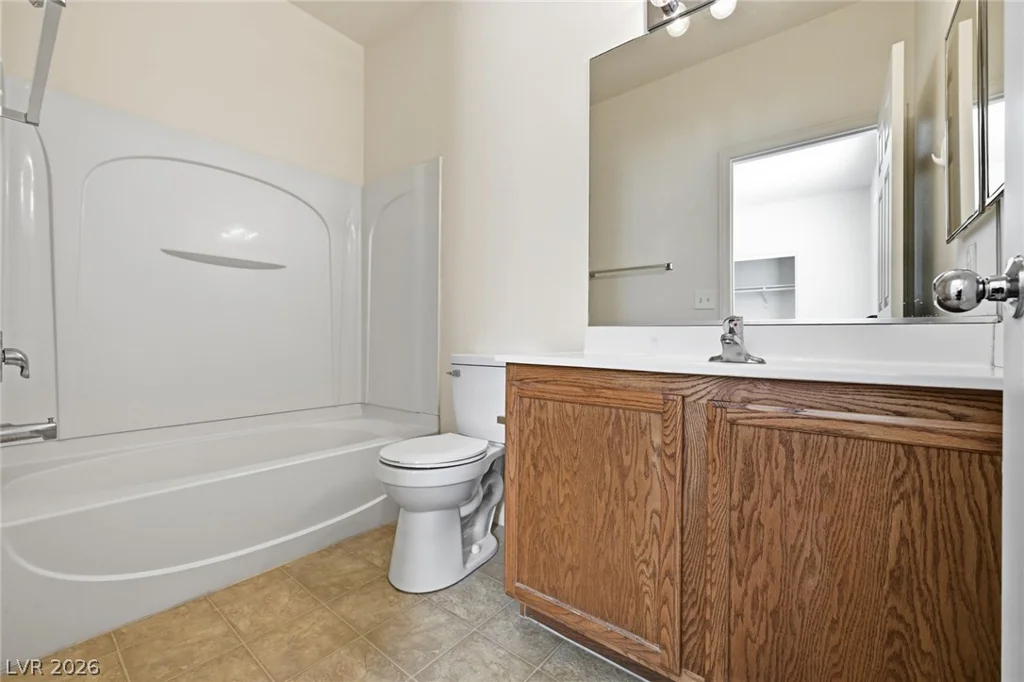 5935 Nuevo Leon, North Las Vegas, NV 89031