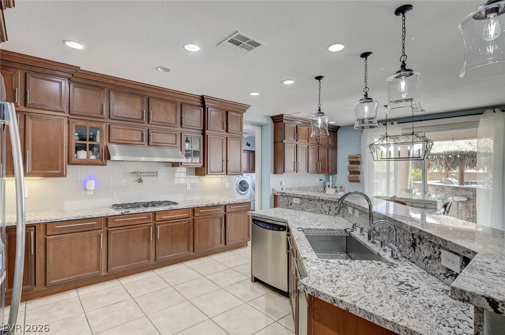 581 Via Balizan, Las Vegas, NV 89123