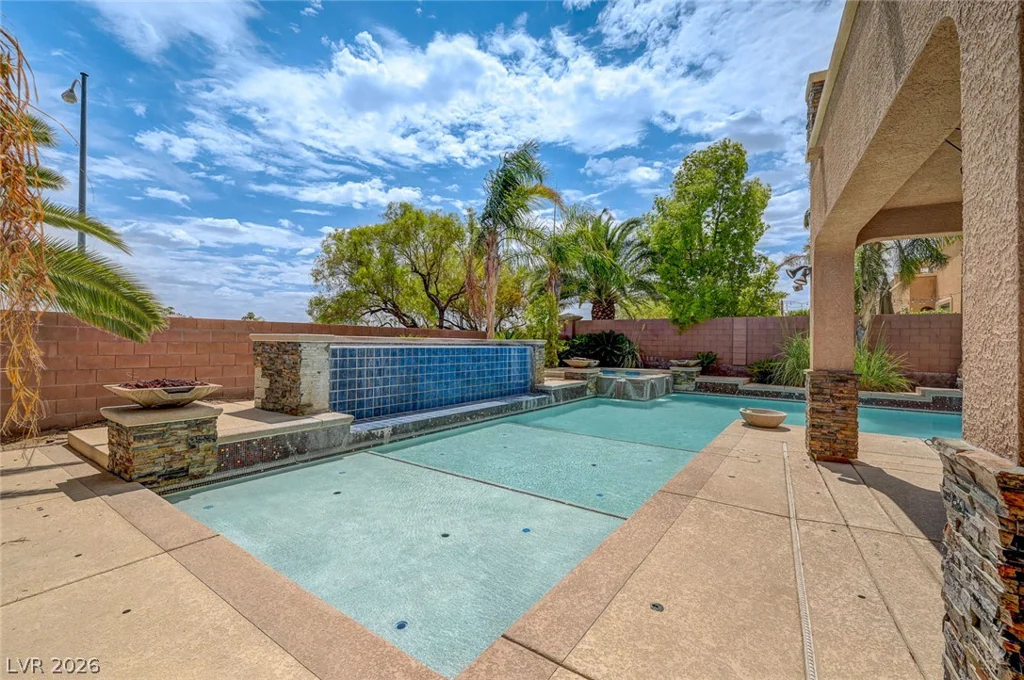 581 Via Balizan, Las Vegas, NV 89123
