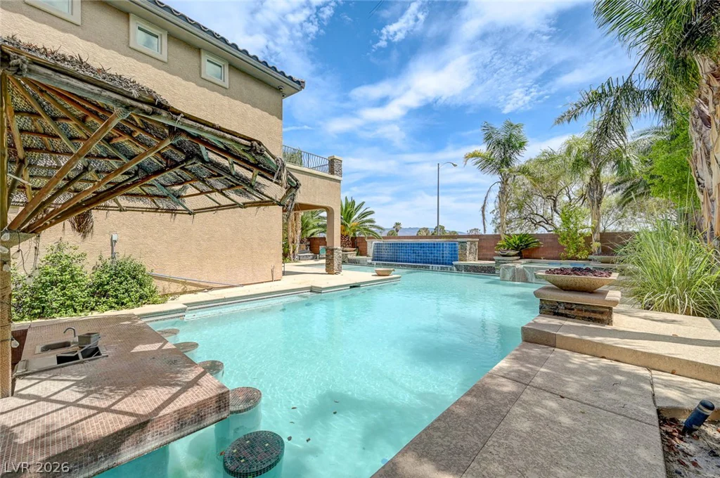 581 Via Balizan, Las Vegas, NV 89123