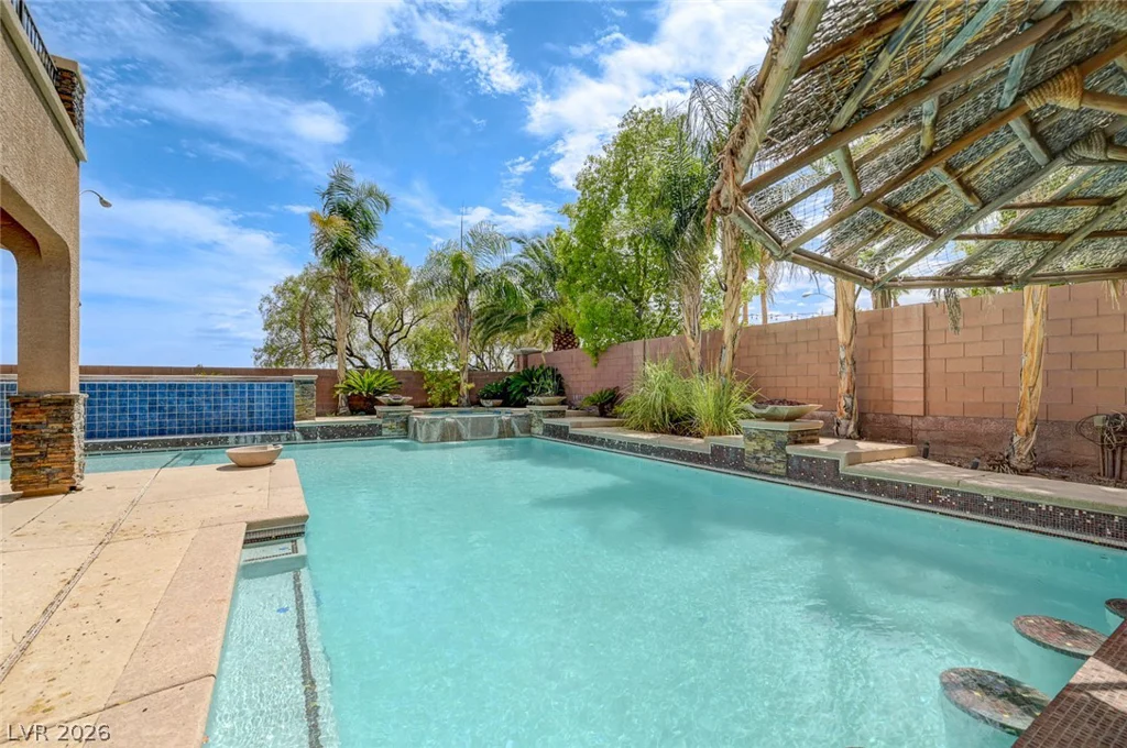 581 Via Balizan, Las Vegas, NV 89123