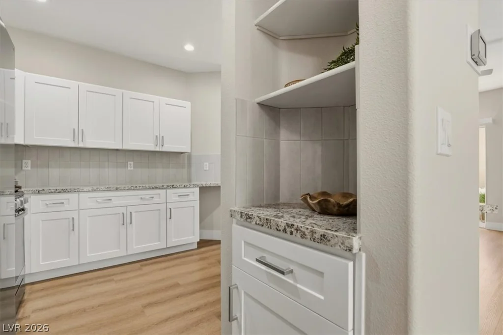 1608 Hills Of Red, Las Vegas, NV 89128