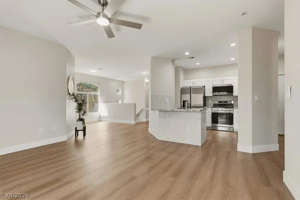 1608 Hills Of Red, Las Vegas, NV 89128