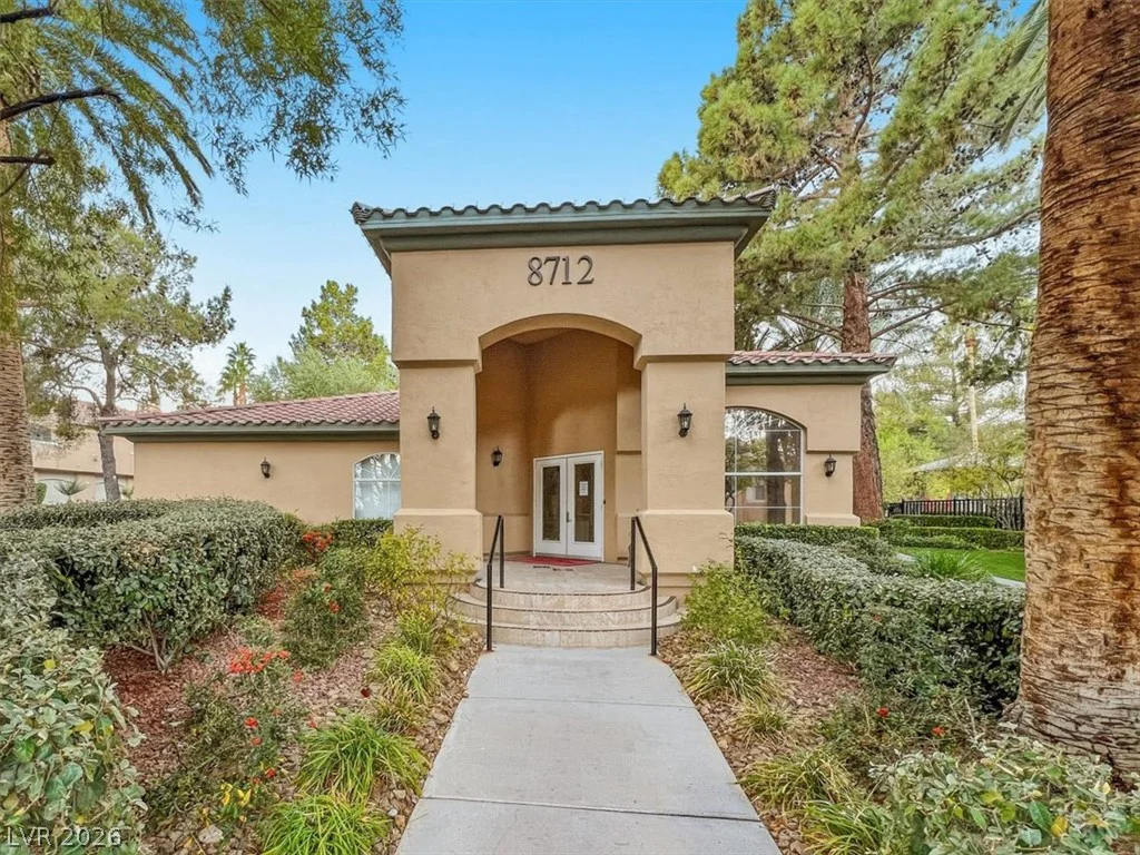 1608 Hills Of Red, Las Vegas, NV 89128