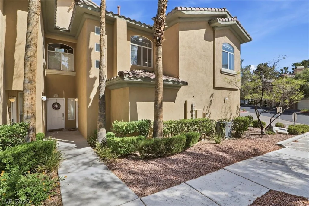 1608 Hills Of Red, Las Vegas, NV 89128