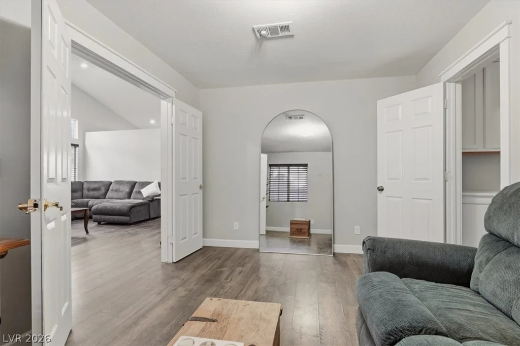 5528 Rock Creek, Las Vegas, NV 89130